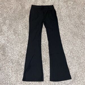 SHEIN Twist Front Ribbed Flared Legging Size 6